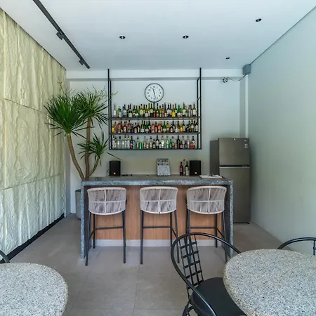 Tropicana Suites-2
